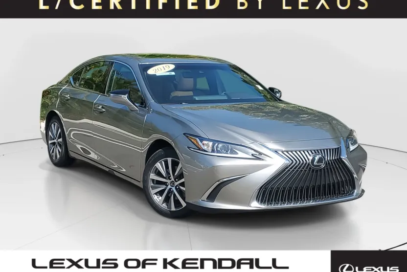 2019 Lexus ES 350 photo 1