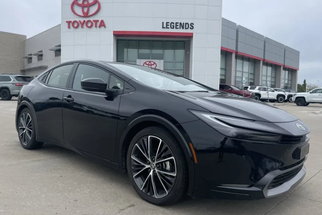 2024 Toyota Prius Limited photo 1