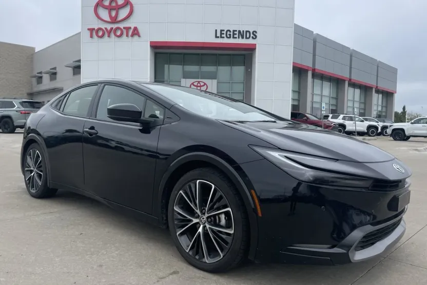 2024 Toyota Prius Limited photo 1