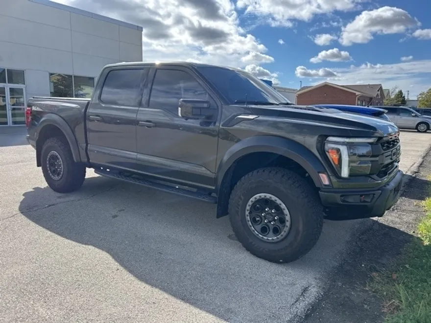 2025 Ford F-150 Raptor photo 1