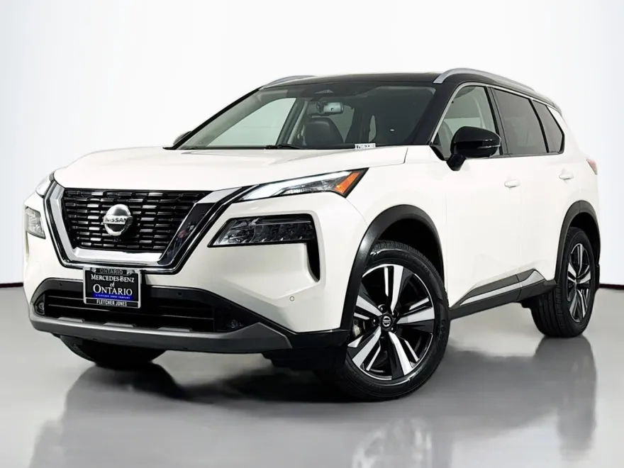 2021 Nissan Rogue SL photo 1