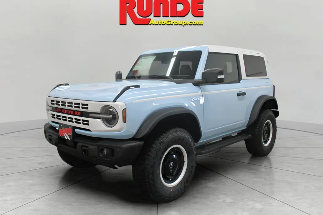2024 Ford Bronco Heritage Limited First Edition photo 1