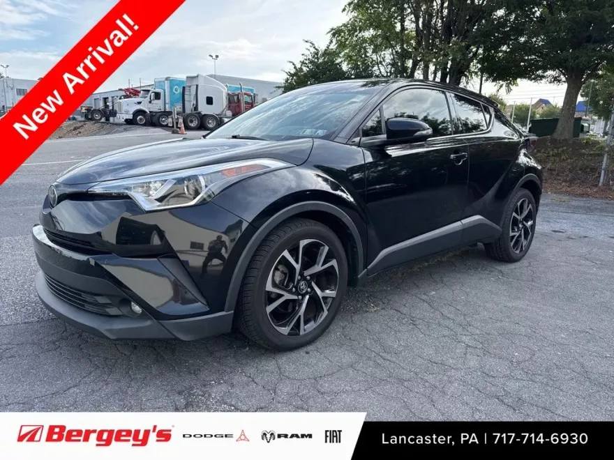 2019 Toyota C-HR Limited photo 1