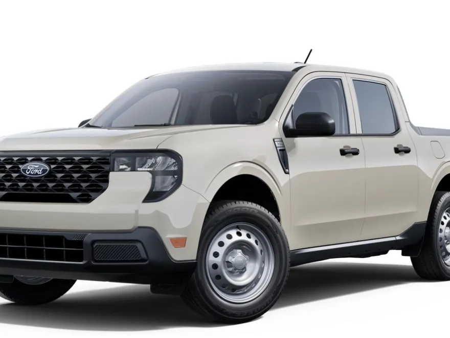 2025 Ford Maverick XL photo 1