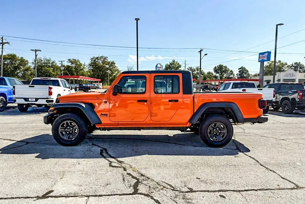 2025 Jeep Gladiator Sport photo 1