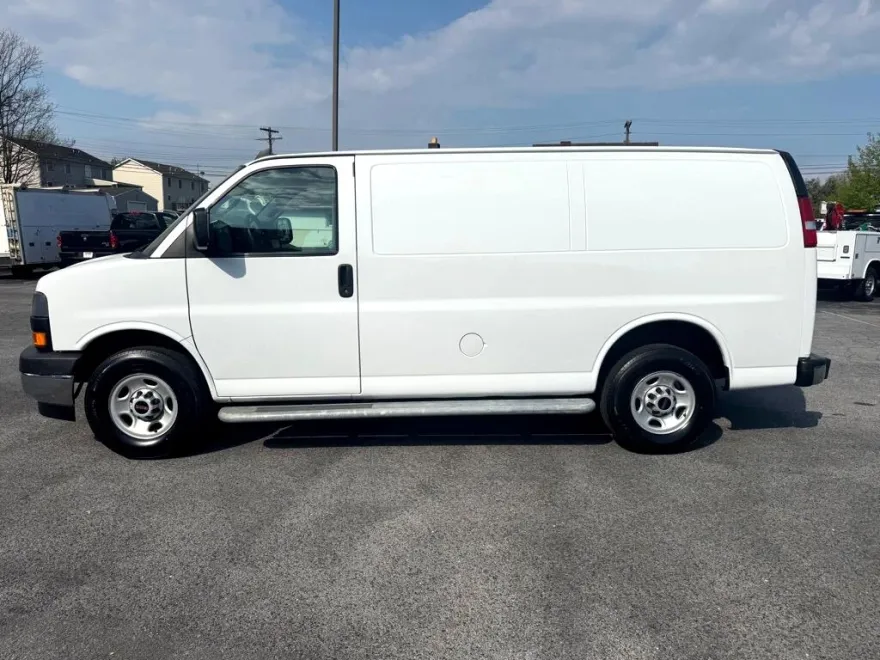 2021 Gmc Savana 2500 Cargo photo 1