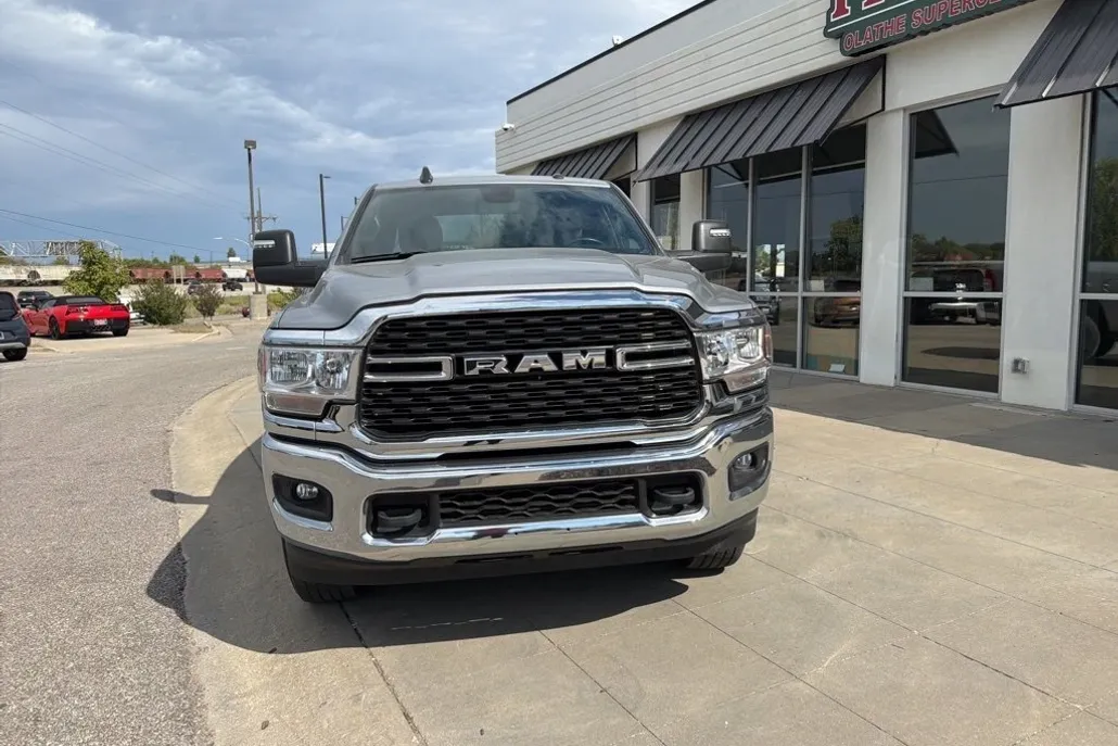 2024 Ram 2500 Big Horn photo 1