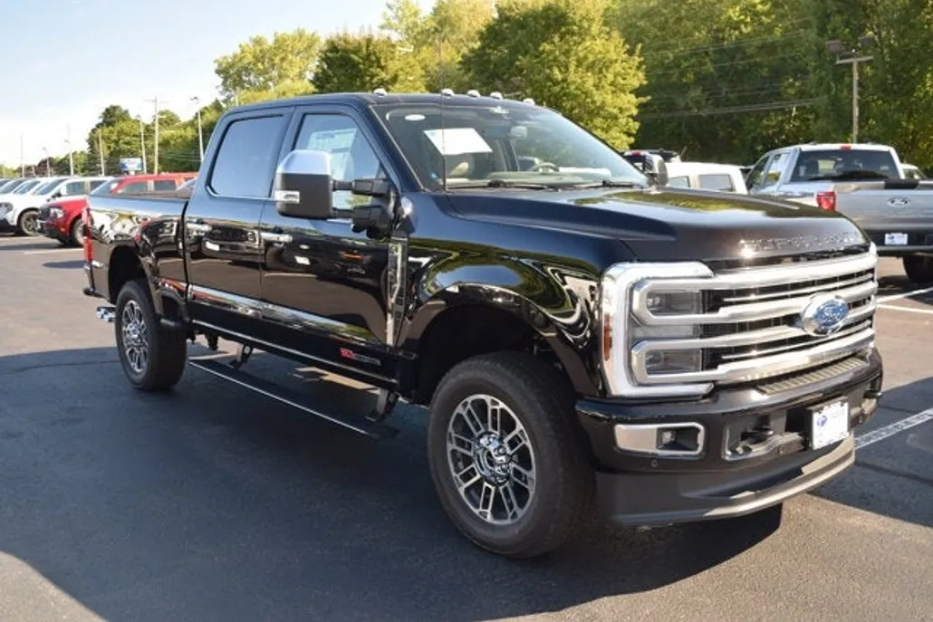2026 Ford F-250 Platinum photo 1