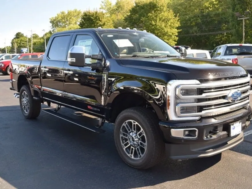 2026 Ford F-250 Platinum photo 1