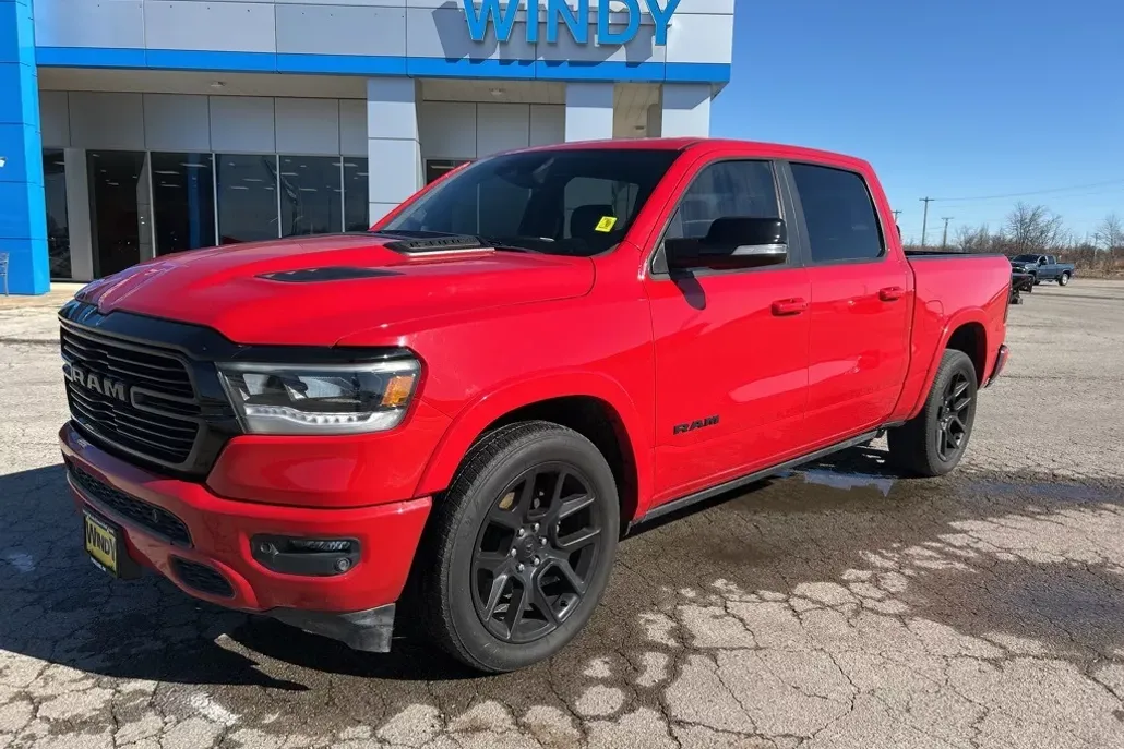 2021 Ram 1500 Laramie photo 1