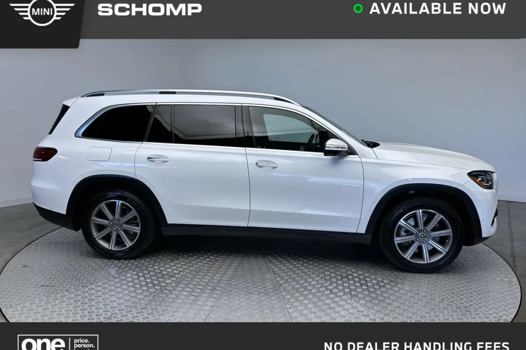 2023 Mercedes Benz GLS 450 4MATIC photo 1