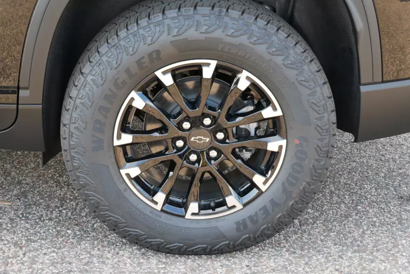 2026 Chevrolet Traverse Z71 photo 1