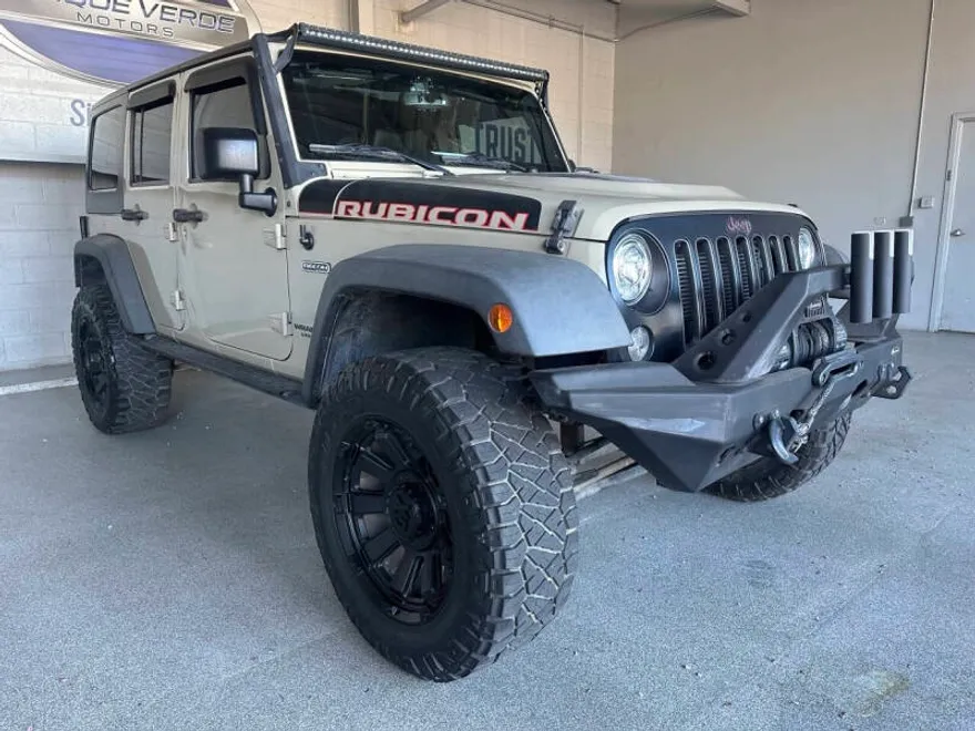 2017 Jeep Wrangler Unlimited Rubicon Recon photo 1