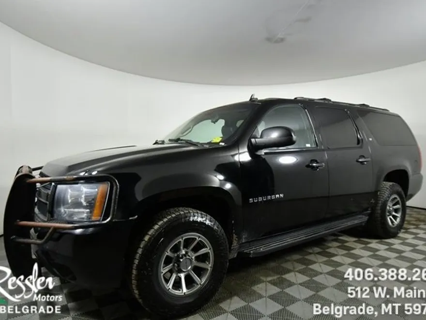 2012 Chevrolet Suburban 1500 LT photo 1