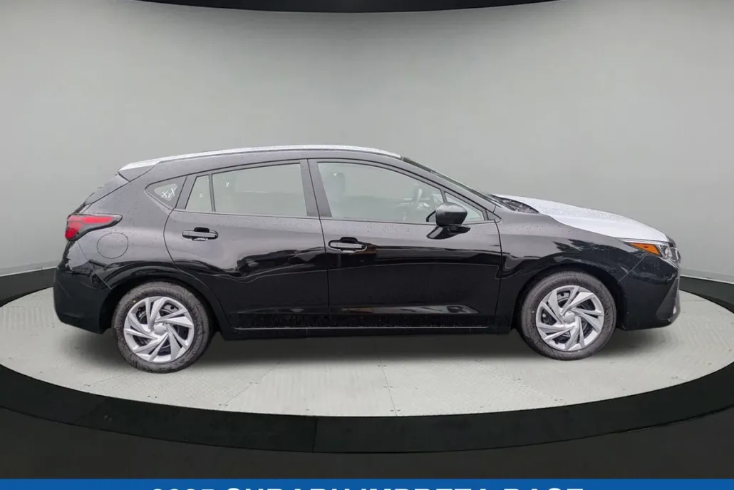 2025 Subaru Impreza Base photo 1