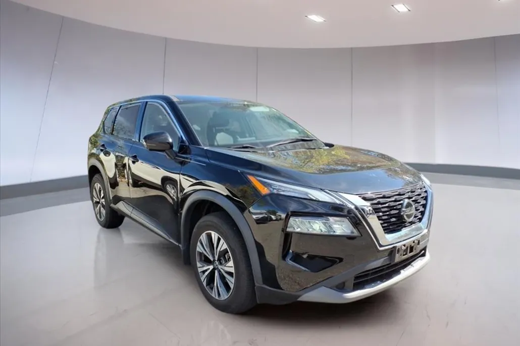2021 Nissan Rogue SV photo 1