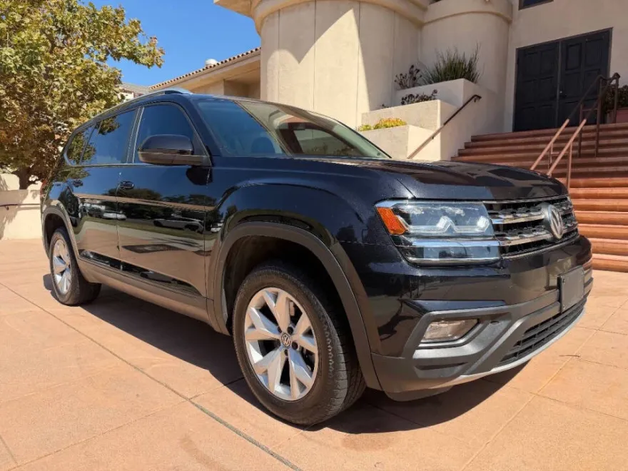 2019 Volkswagen Atlas V6 SE photo 1