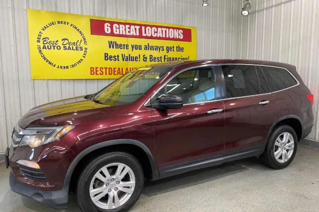 2016 Honda Pilot LX photo 1