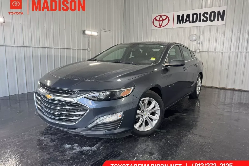 2021 Chevrolet Malibu 1LT photo 1