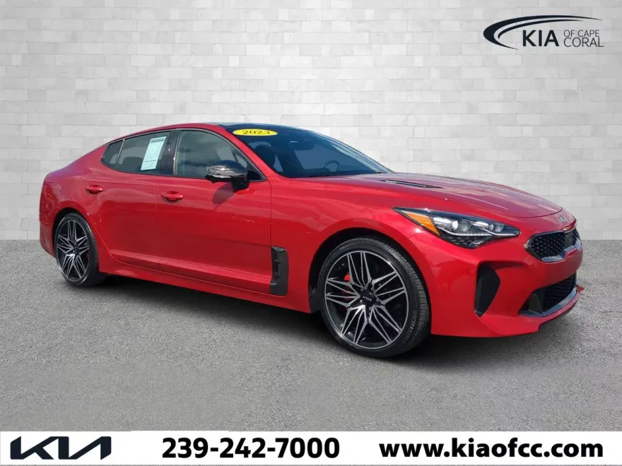2023 Kia Stinger GT2 photo 1
