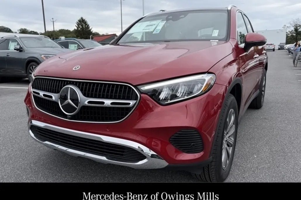 2026 Mercedes Benz GLC 300 4MATIC photo 1