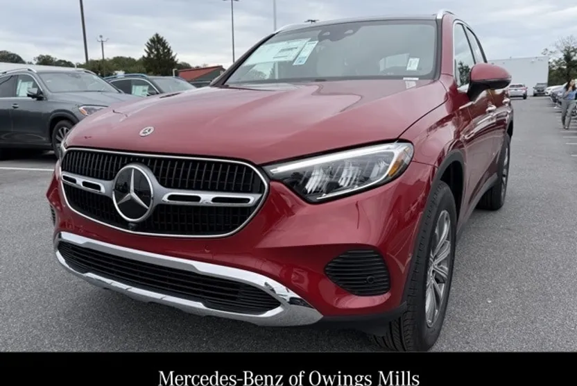 2026 Mercedes Benz GLC 300 4MATIC photo 1