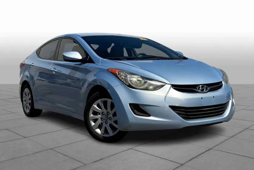 2013 Hyundai Elantra GLS photo 1