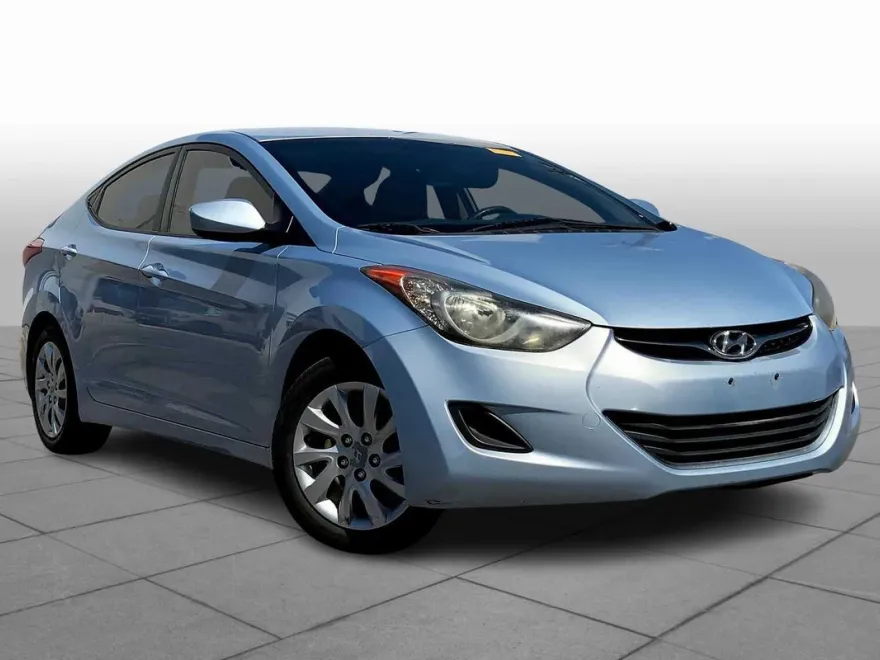 2013 Hyundai Elantra GLS photo 1