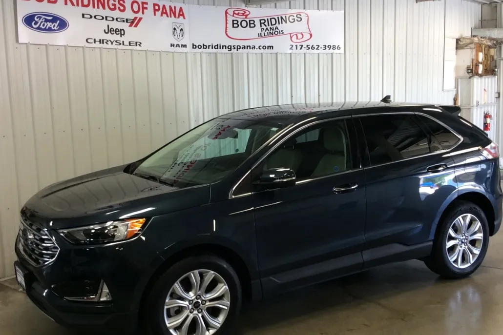 2024 Ford Edge Titanium photo 1