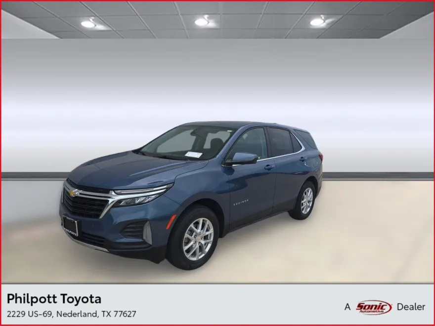 2024 Chevrolet Equinox LT photo 1