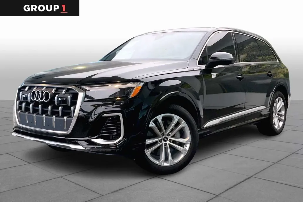 2025 Audi Q7 55 Premium Plus photo 1