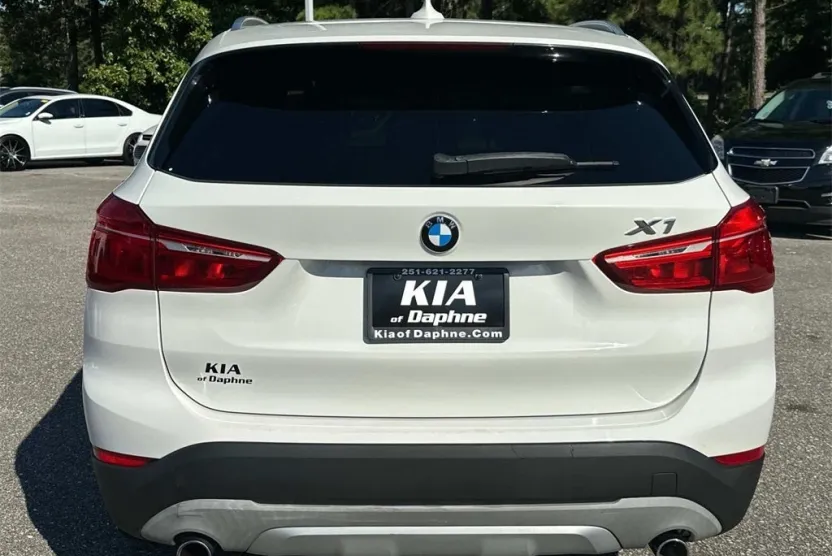 2017 Bmw X1 XDrive28i photo 1