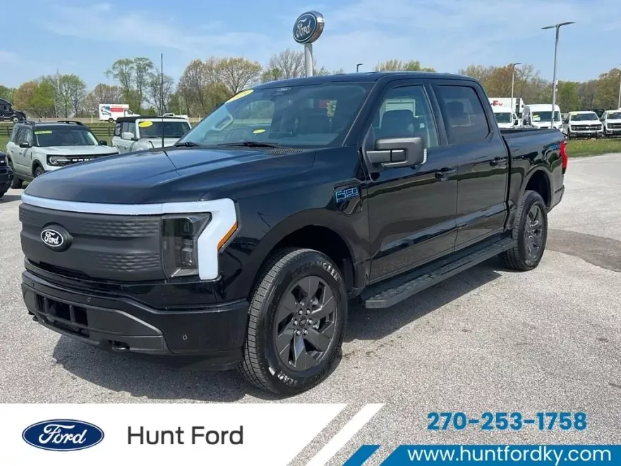 2025 Ford F-150 Lightning photo 1
