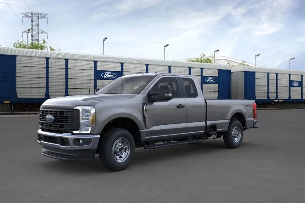 2025 Ford F-250 photo 1