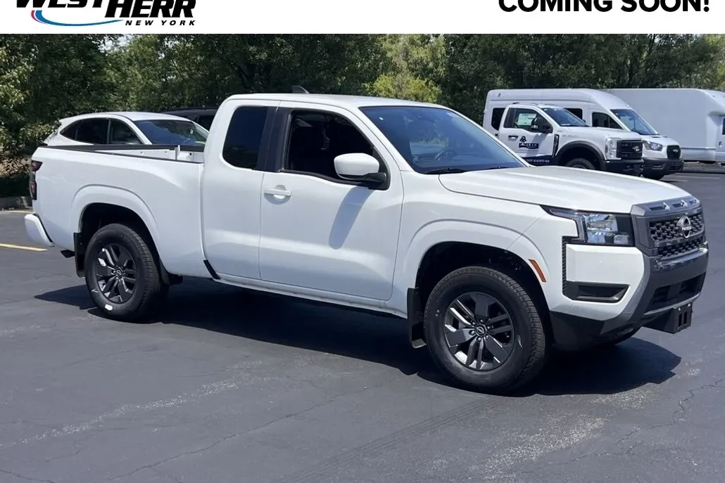 2025 Nissan Frontier SV photo 1