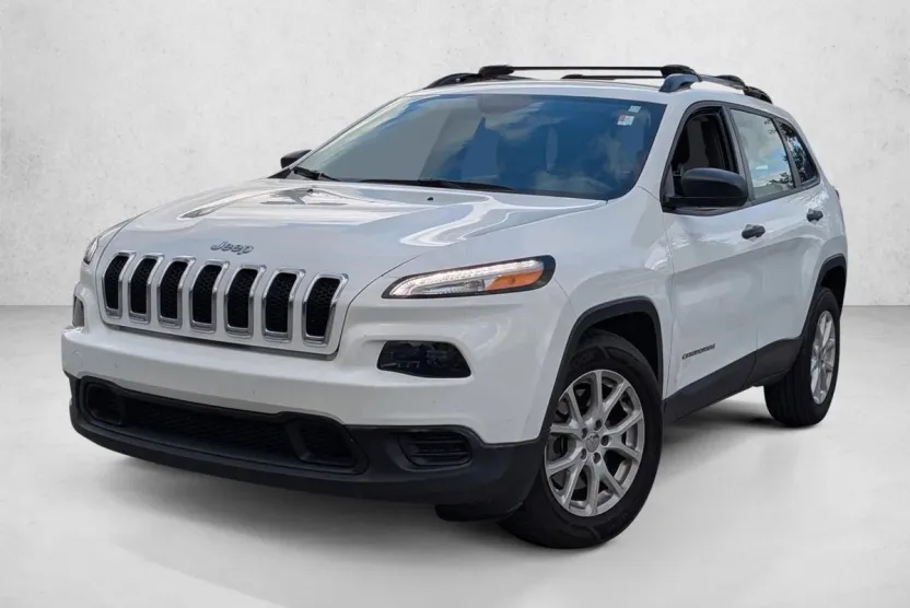2015 Jeep Cherokee Sport photo 1
