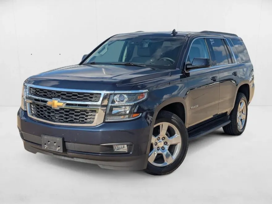 2017 Chevrolet Tahoe LT photo 1