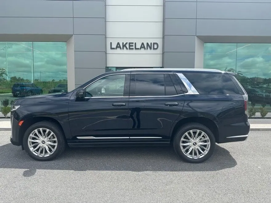 2023 Cadillac Escalade Premium Luxury photo 1