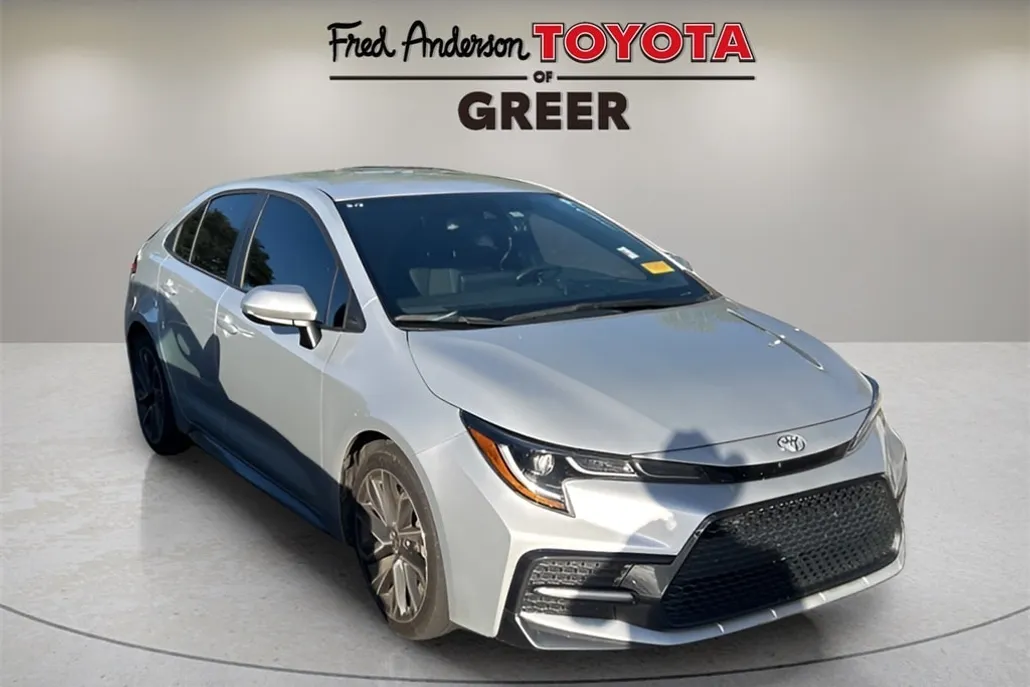 2022 Toyota Corolla SE photo 1