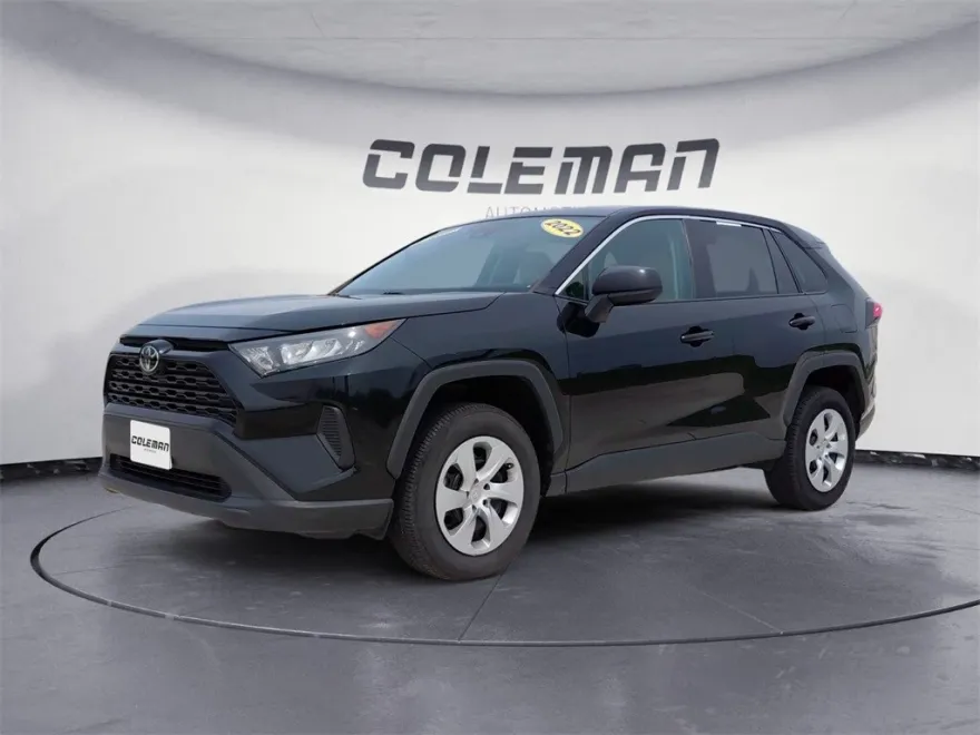 2022 Toyota RAV4 LE photo 1