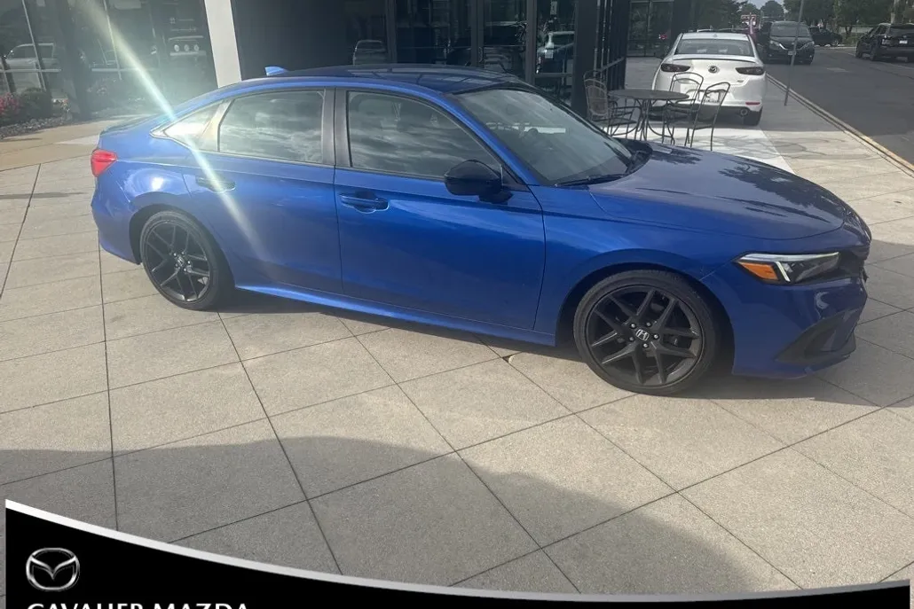 2023 Honda Civic Sport photo 1