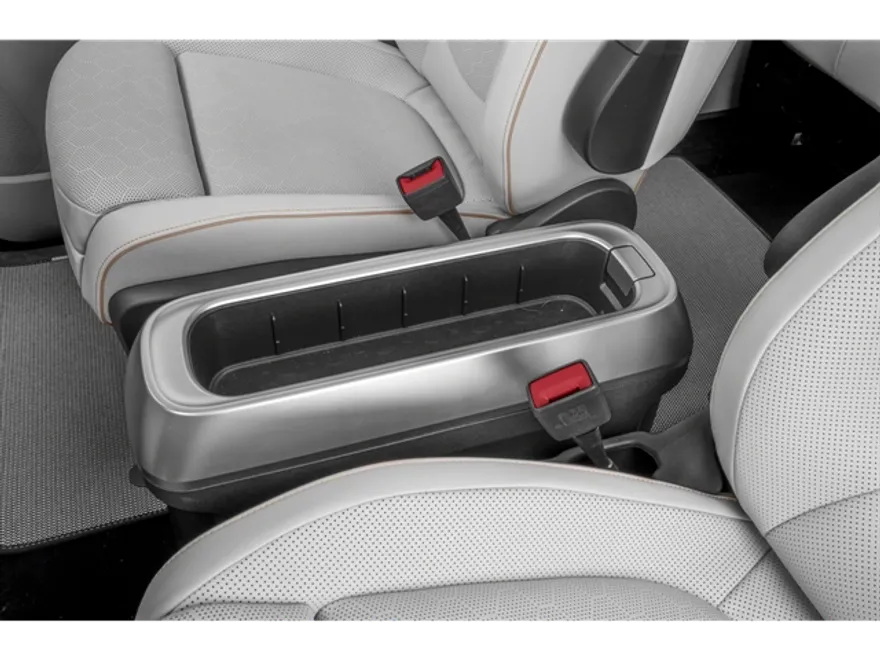 2025 Volkswagen ID. Buzz Pro Plus photo 12