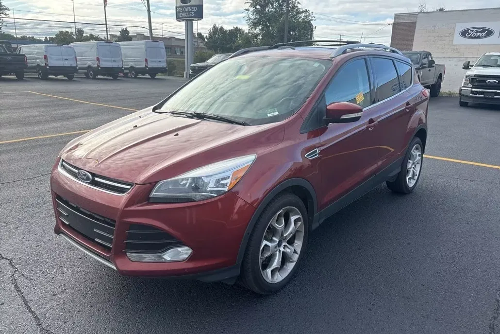 2014 Ford Escape Titanium photo 1