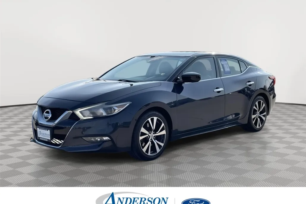 2016 Nissan Maxima S photo 1
