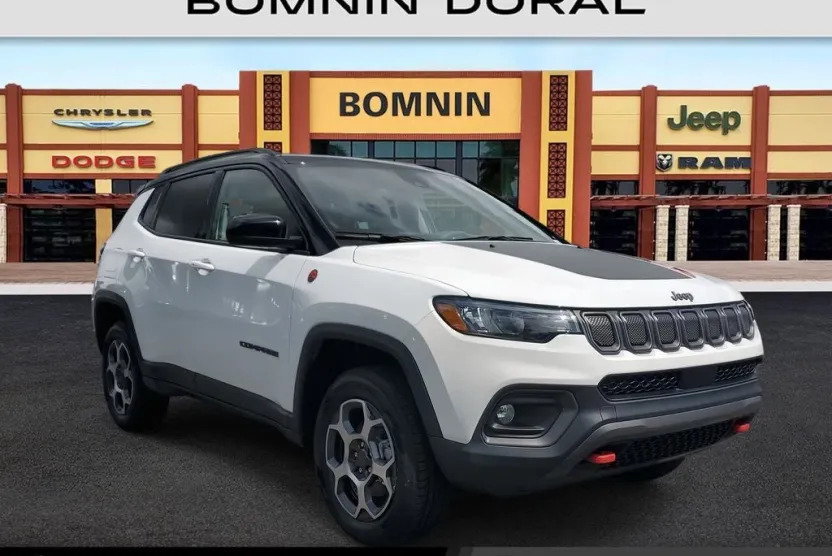 2022 Jeep Compass Trailhawk photo 1