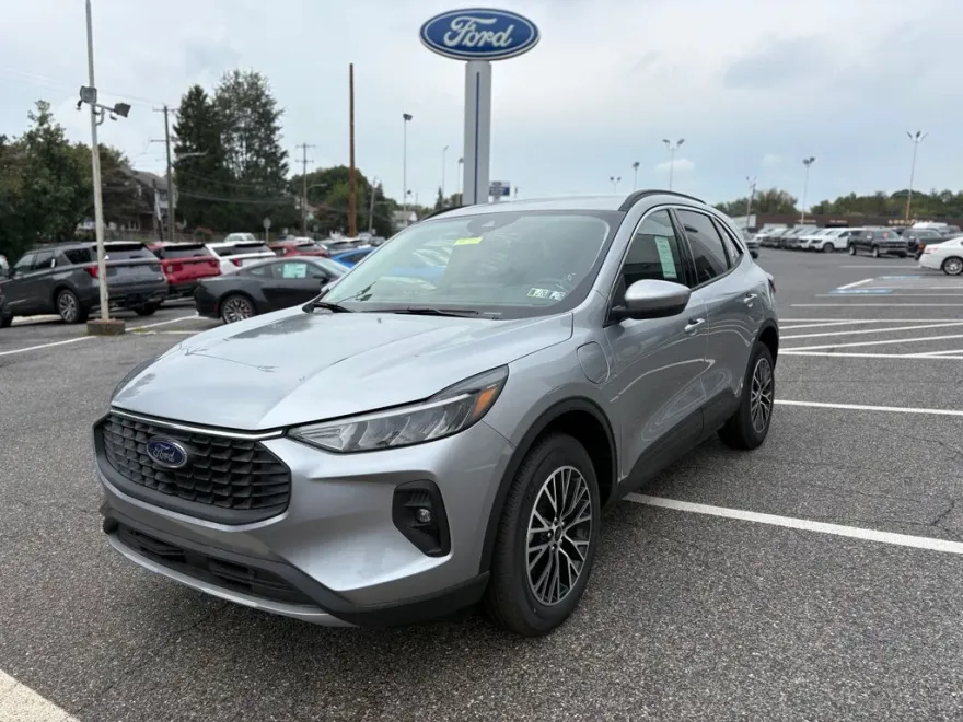 2024 Ford Escape Plug-In Hybrid Base photo 1