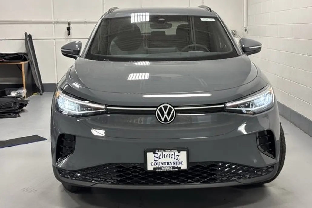 2025 Volkswagen ID.4 Pro photo 1