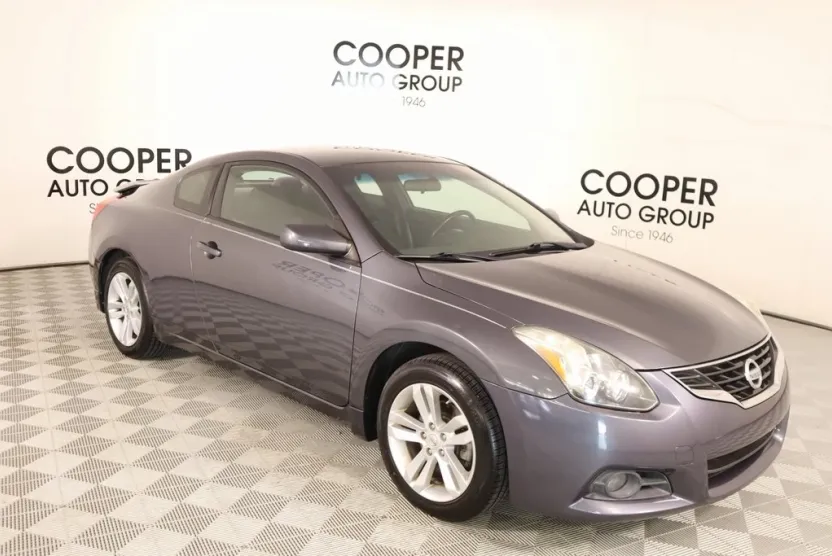2013 Nissan Altima 2.5 S photo 1
