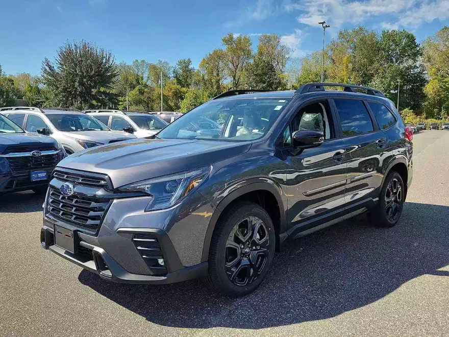 2025 Subaru Ascent Onyx Edition Touring photo 1