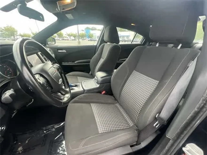 2023 Dodge Charger SXT photo 1